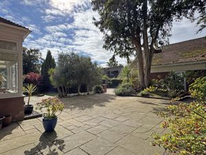 Photo 21- click for photo gallery